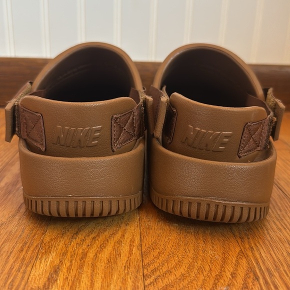 Nike Calm Women’s Tan Brown Mules With Removable Heel Strap Size 11 - Picture 3 of 10